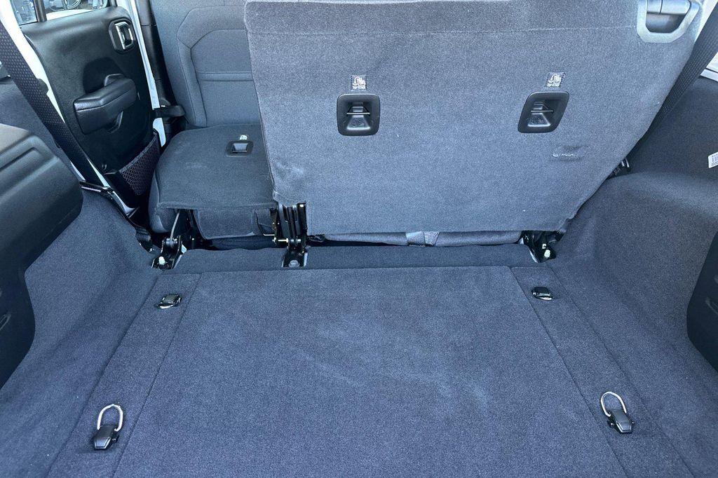 new 2025 Jeep Wrangler car, priced at $36,464