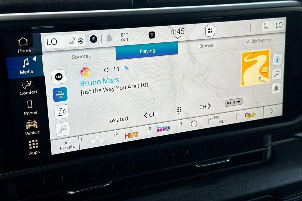 new 2025 Jeep Gladiator car, priced at $41,840