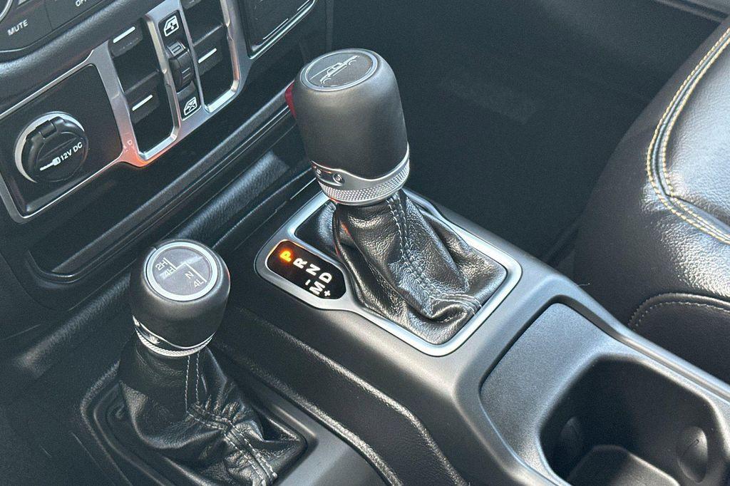 new 2025 Jeep Gladiator car, priced at $41,840