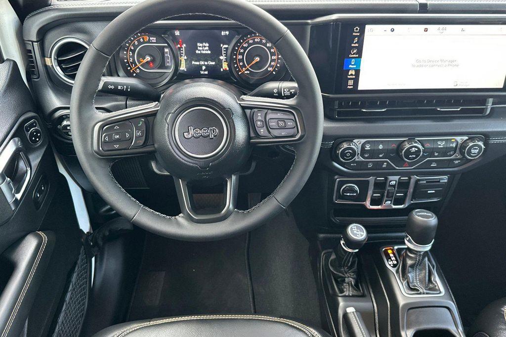 new 2025 Jeep Gladiator car, priced at $41,840