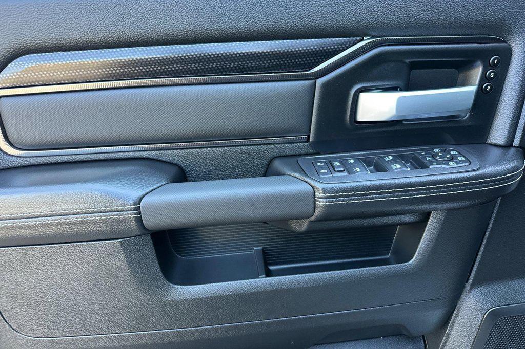 new 2025 Ram 2500 car, priced at $74,625