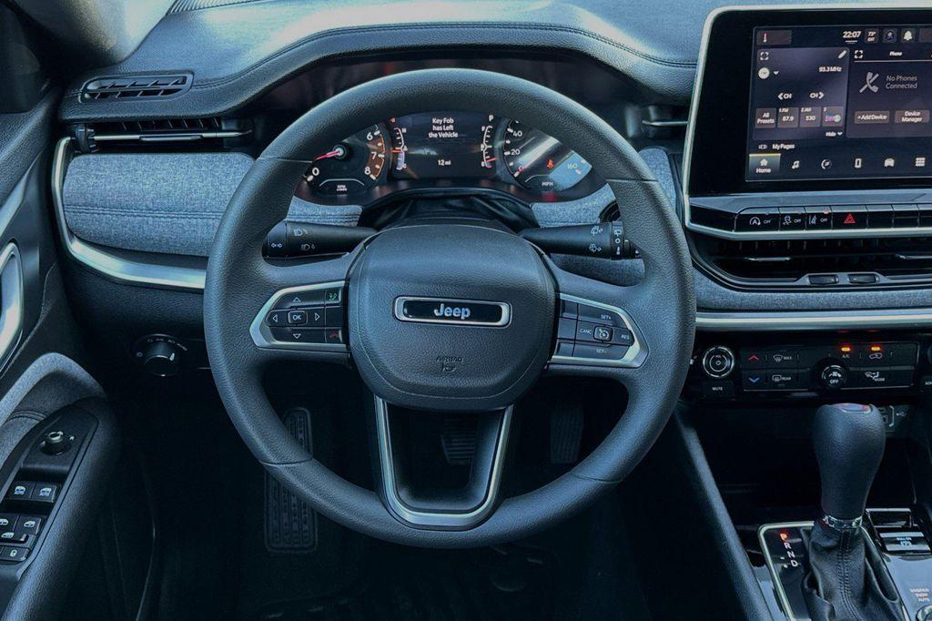 new 2025 Jeep Compass car, priced at $27,090