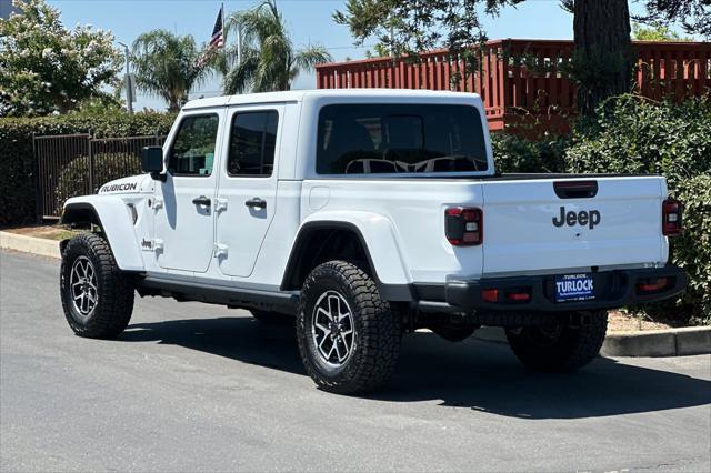 new 2025 Jeep Gladiator car, priced at $55,380