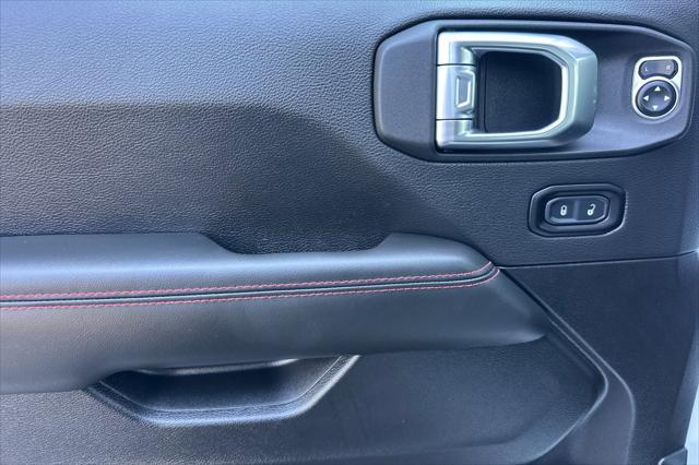 new 2025 Jeep Gladiator car, priced at $55,380