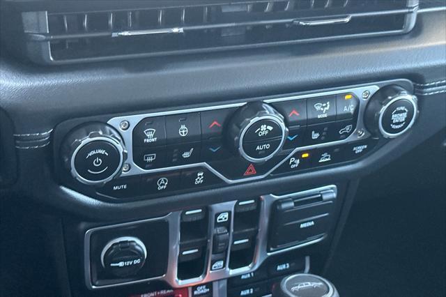 new 2025 Jeep Gladiator car, priced at $55,380