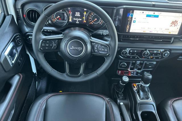 new 2025 Jeep Gladiator car, priced at $55,380