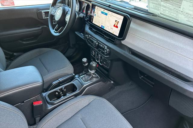 new 2025 Jeep Gladiator car, priced at $44,535