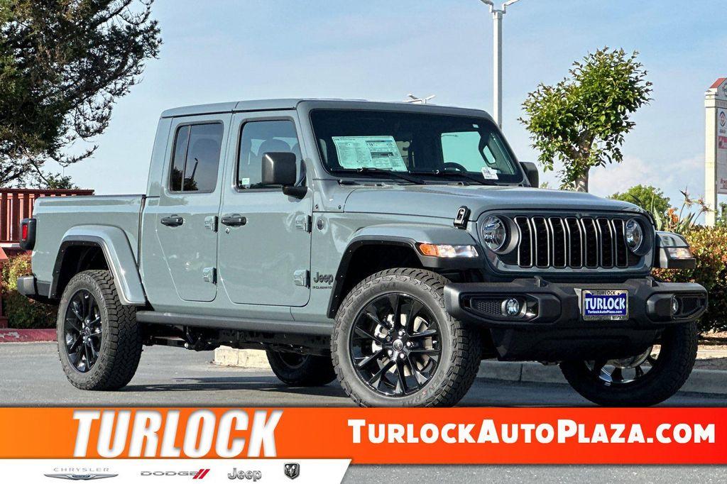 new 2025 Jeep Gladiator car, priced at $39,285