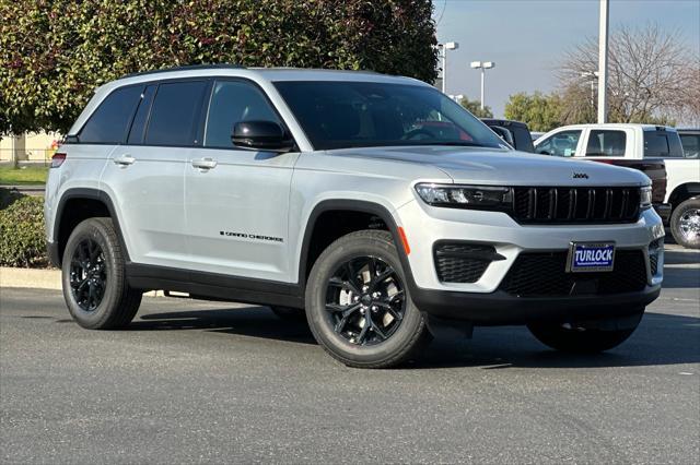 new 2025 Jeep Grand Cherokee car, priced at $40,134