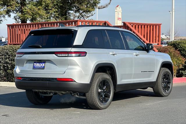 new 2025 Jeep Grand Cherokee car, priced at $40,134
