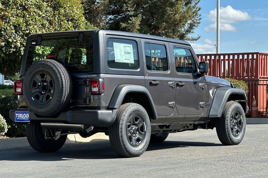 new 2025 Jeep Wrangler car, priced at $40,250