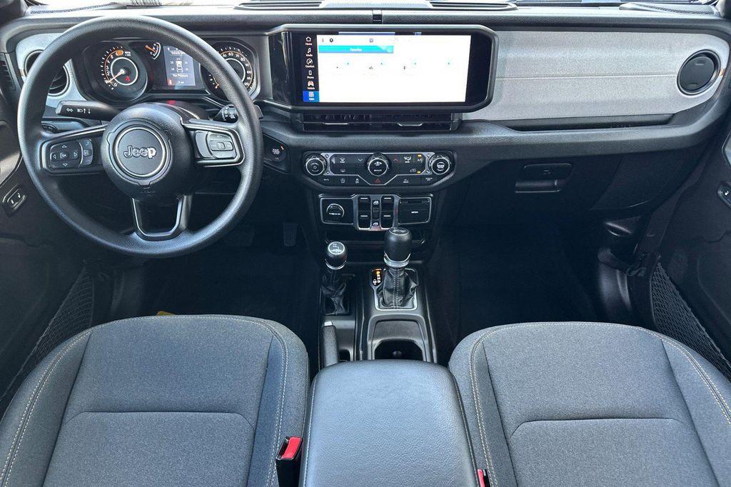 new 2025 Jeep Wrangler car, priced at $40,250