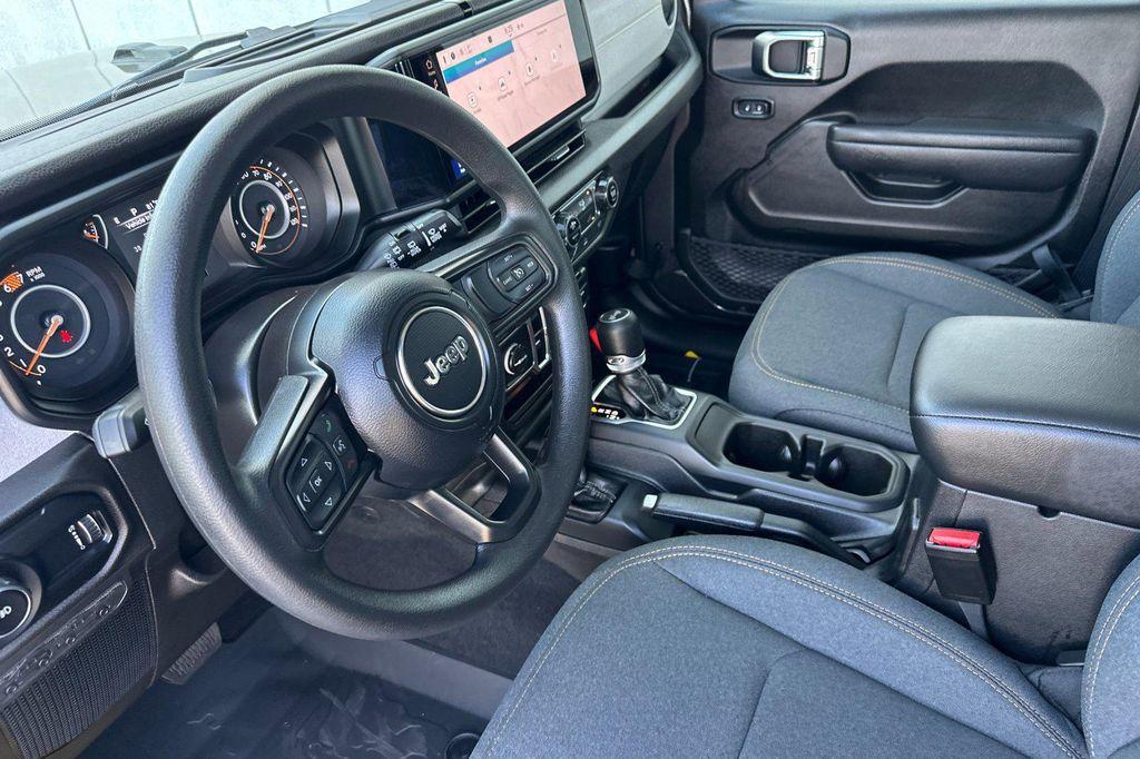 new 2025 Jeep Wrangler car, priced at $40,250