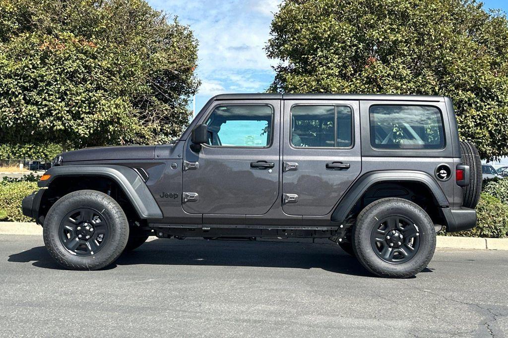 new 2025 Jeep Wrangler car, priced at $40,250