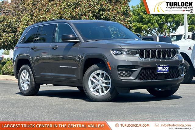new 2025 Jeep Grand Cherokee car, priced at $38,977