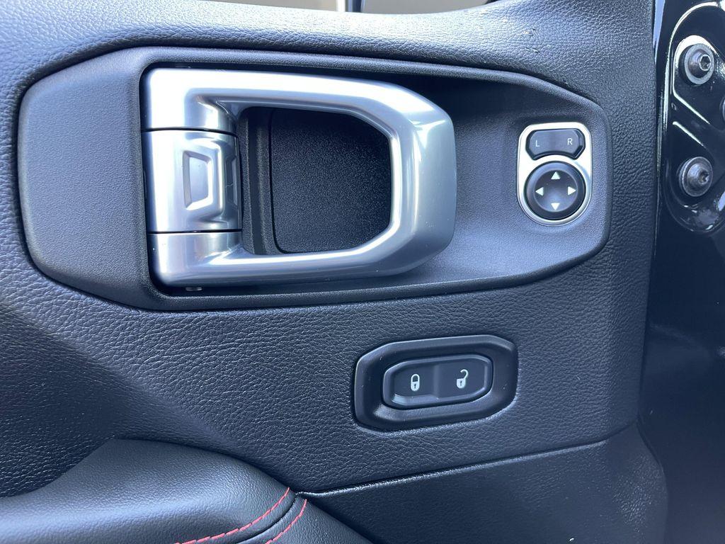 new 2026 Jeep Wrangler car, priced at $54,672