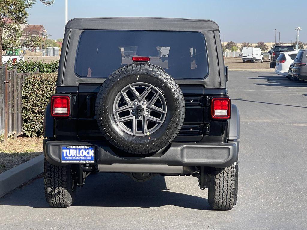 new 2026 Jeep Wrangler car, priced at $43,596