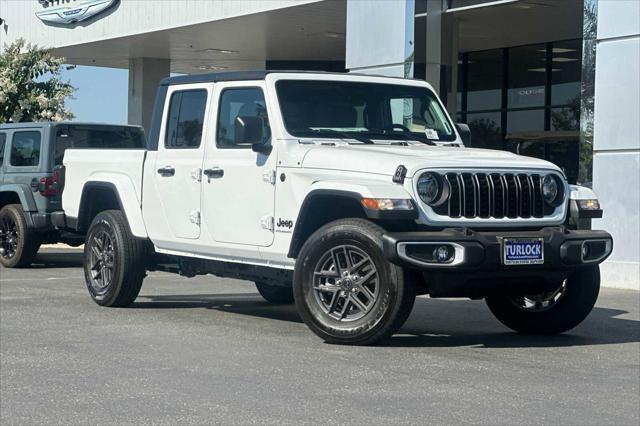 new 2024 Jeep Gladiator car, priced at $36,832