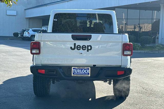 new 2025 Jeep Gladiator car, priced at $43,855