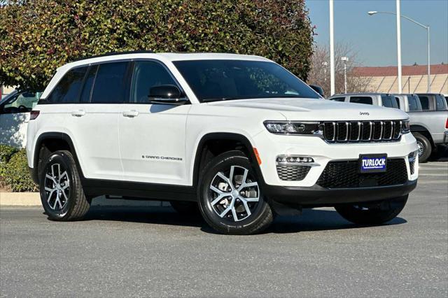 new 2025 Jeep Grand Cherokee car, priced at $44,715