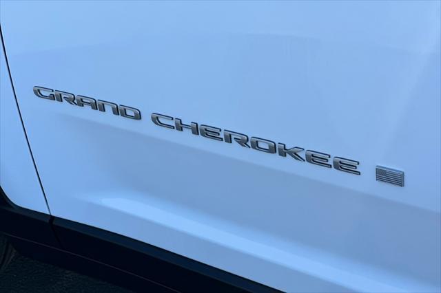 new 2025 Jeep Grand Cherokee car, priced at $46,601