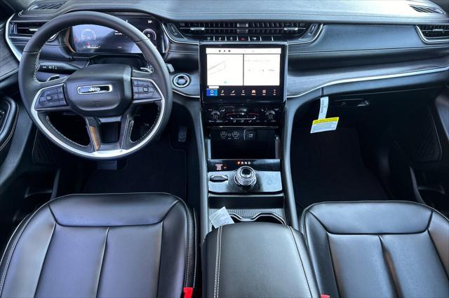new 2025 Jeep Grand Cherokee car, priced at $43,916