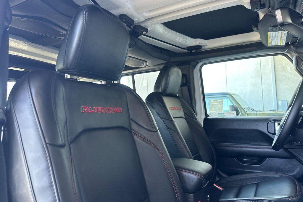 new 2025 Jeep Wrangler car, priced at $64,165
