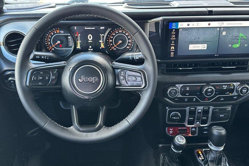 new 2025 Jeep Gladiator car, priced at $43,235