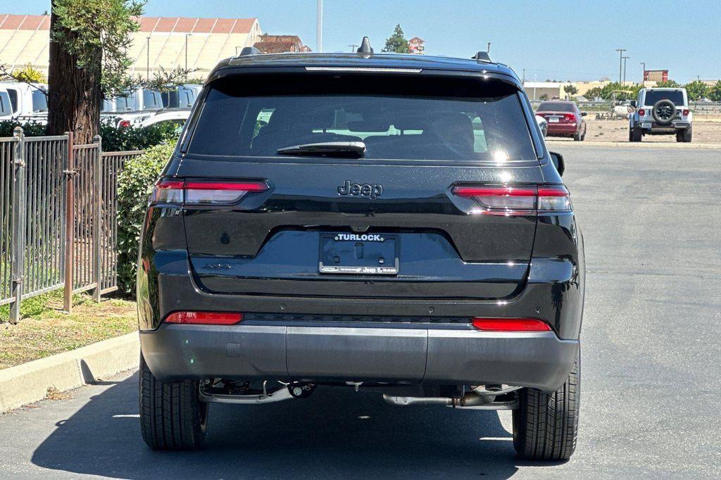 new 2025 Jeep Grand Cherokee L car, priced at $44,230