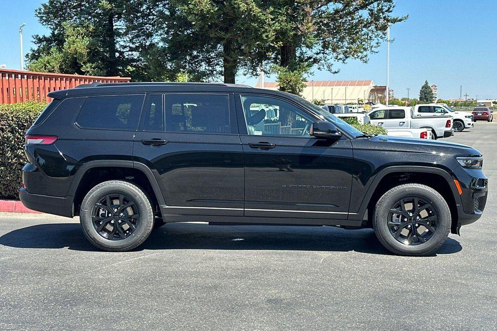 new 2025 Jeep Grand Cherokee L car, priced at $44,230