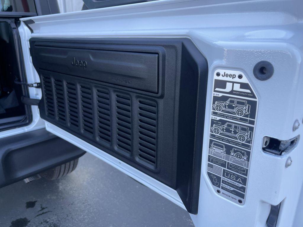 new 2026 Jeep Wrangler car, priced at $39,955