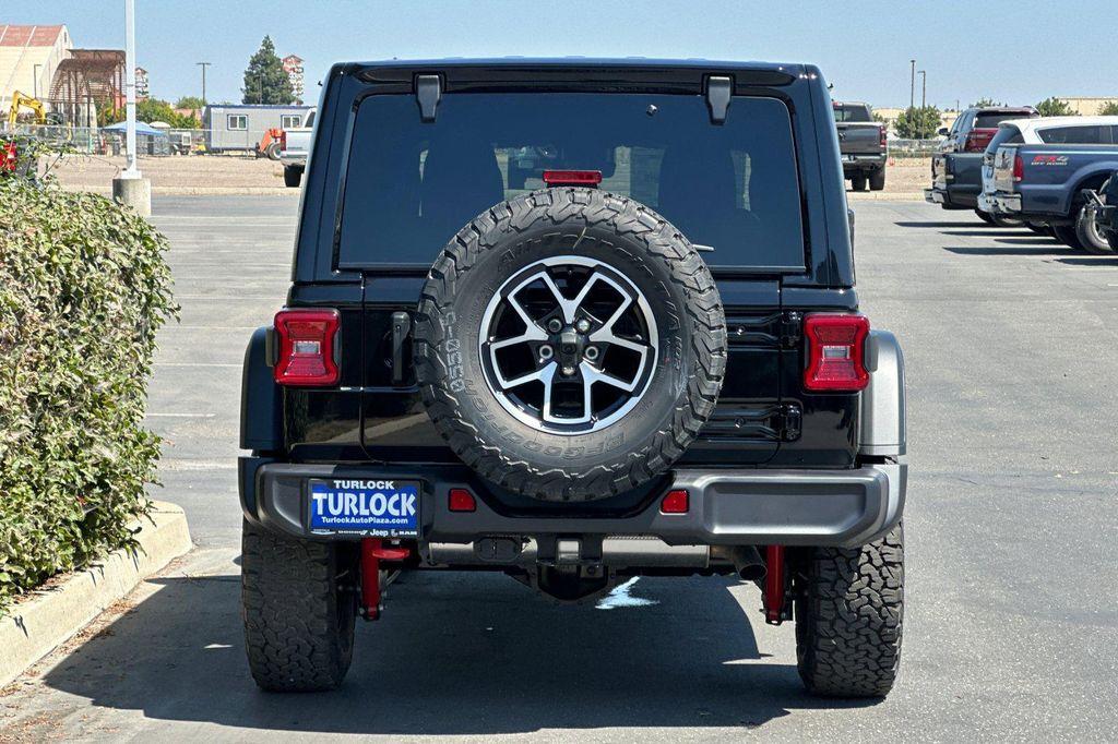 new 2025 Jeep Wrangler car, priced at $58,575