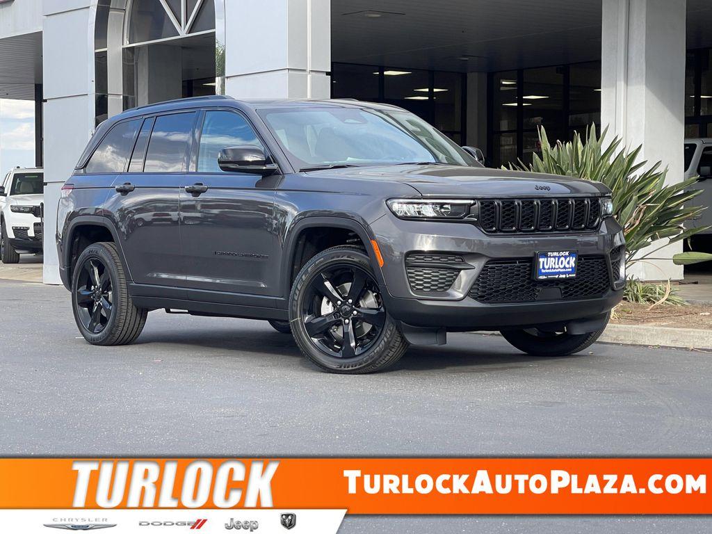 new 2025 Jeep Grand Cherokee car, priced at $43,120