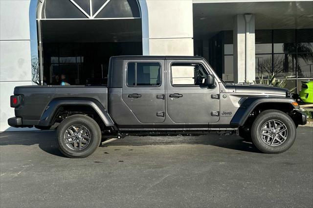 new 2024 Jeep Gladiator car, priced at $40,475