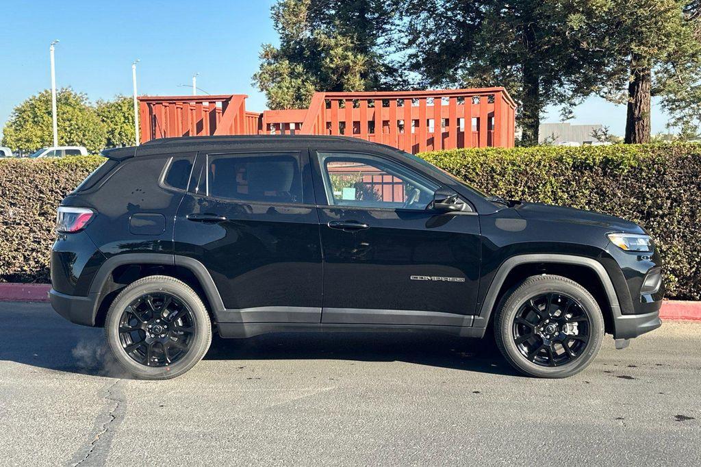 new 2026 Jeep Compass car, priced at $31,685