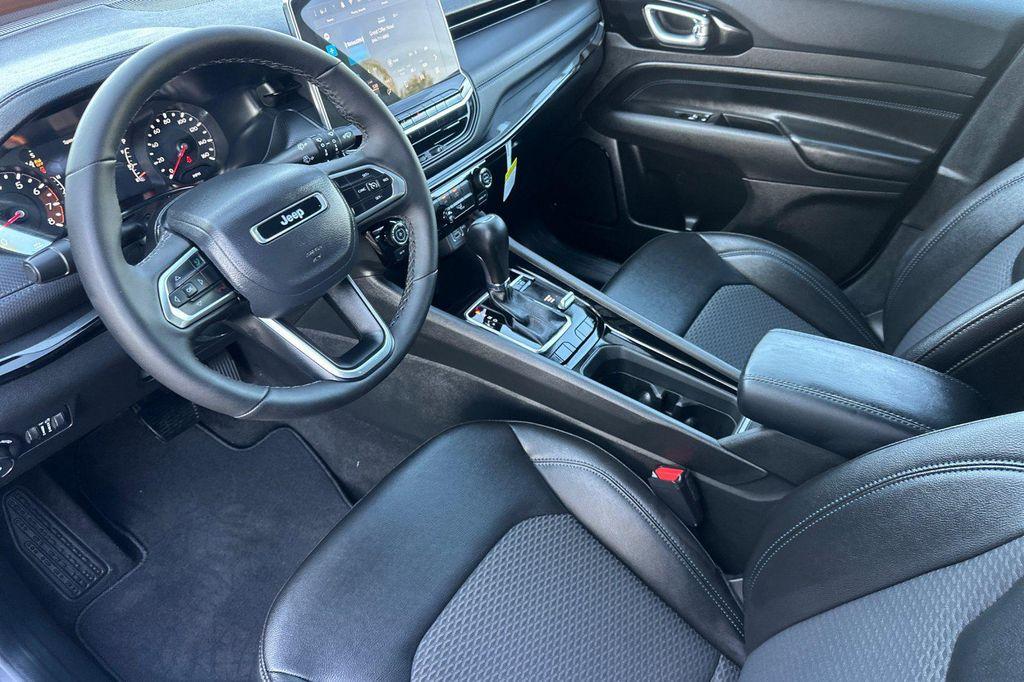 new 2026 Jeep Compass car, priced at $31,685