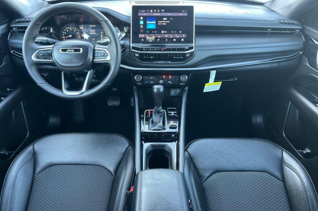 new 2026 Jeep Compass car, priced at $31,685