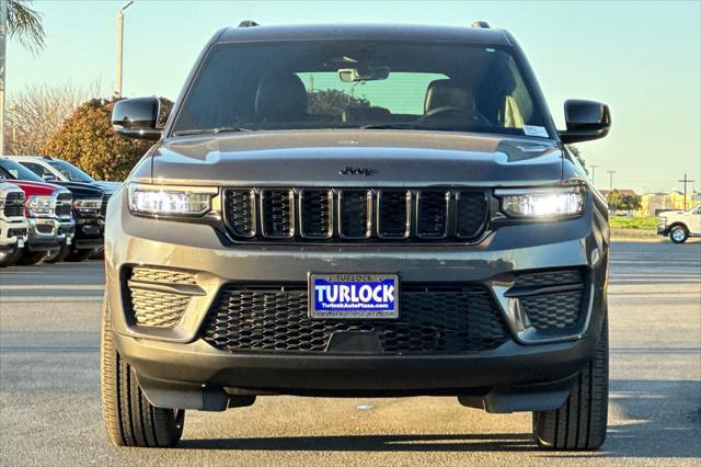 new 2025 Jeep Grand Cherokee car, priced at $43,636