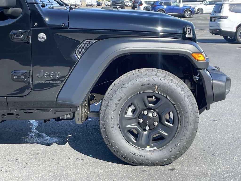 new 2026 Jeep Wrangler car, priced at $41,177