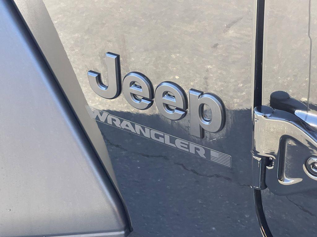 new 2026 Jeep Wrangler car, priced at $41,177