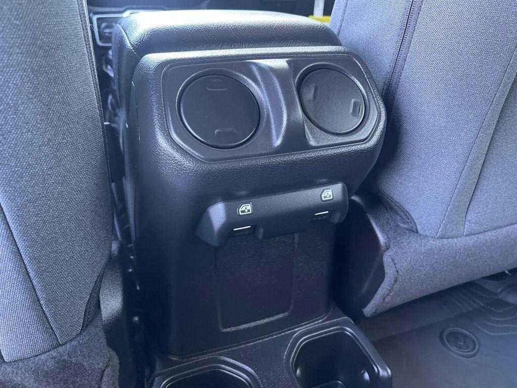 new 2026 Jeep Wrangler car, priced at $41,177