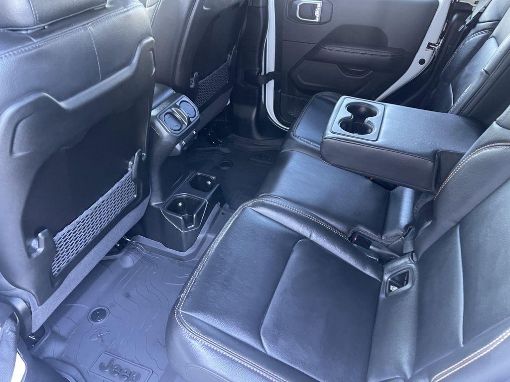 new 2025 Jeep Gladiator car, priced at $42,565