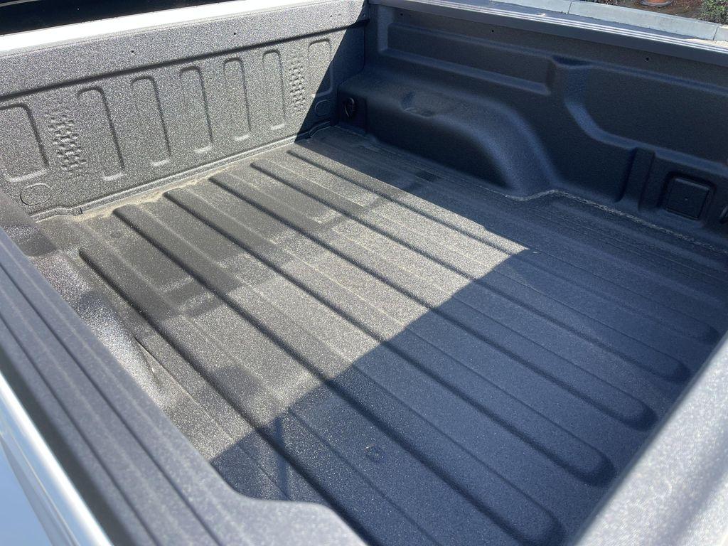 new 2025 Jeep Gladiator car, priced at $42,565