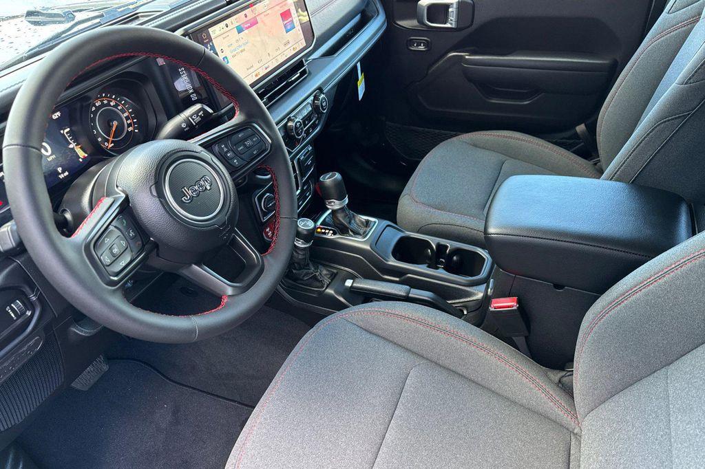 new 2025 Jeep Gladiator car, priced at $51,475