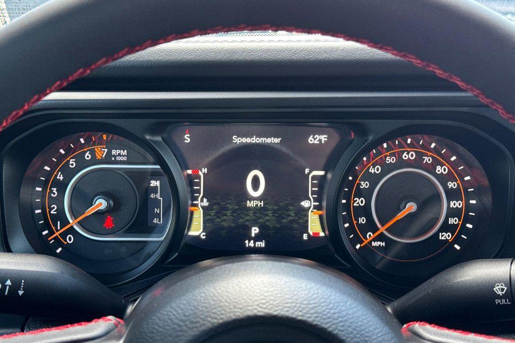 new 2025 Jeep Gladiator car, priced at $51,475