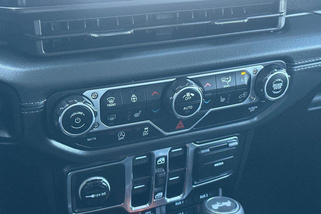 new 2025 Jeep Wrangler car, priced at $56,600
