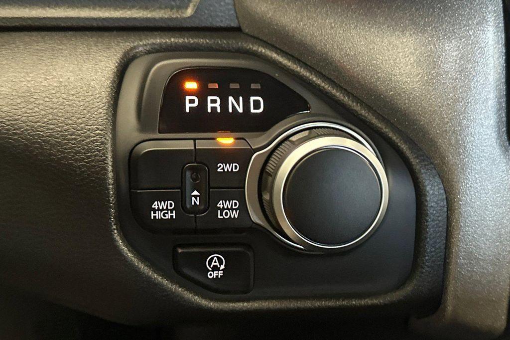 new 2025 Ram 1500 car, priced at $43,267