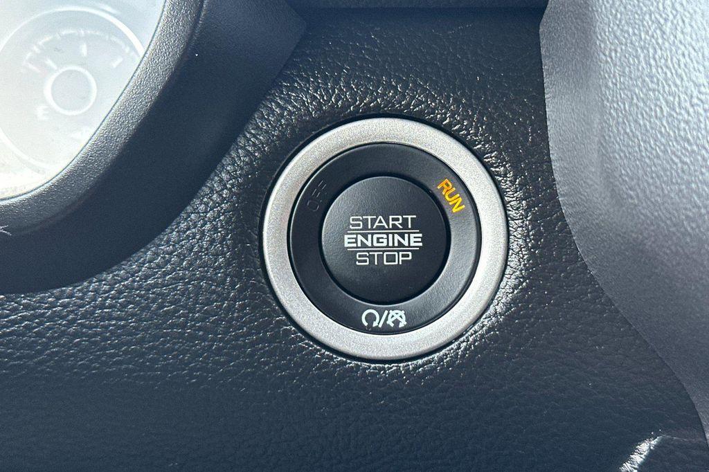 new 2025 Ram 1500 car, priced at $52,723