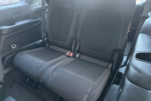 new 2025 Jeep Grand Cherokee L car, priced at $40,039