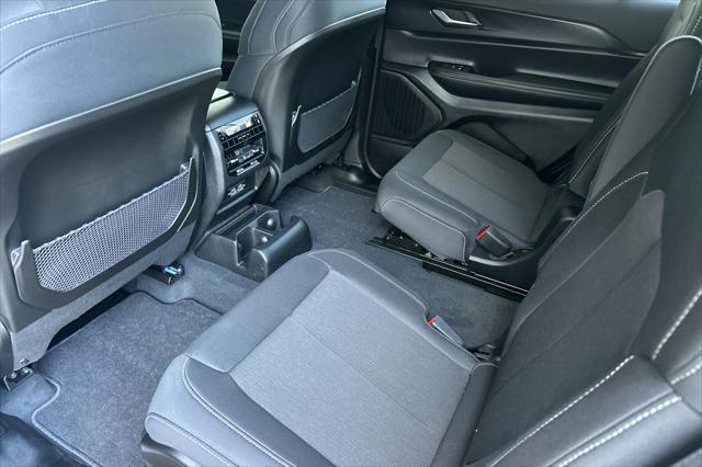 new 2025 Jeep Grand Cherokee L car, priced at $40,039